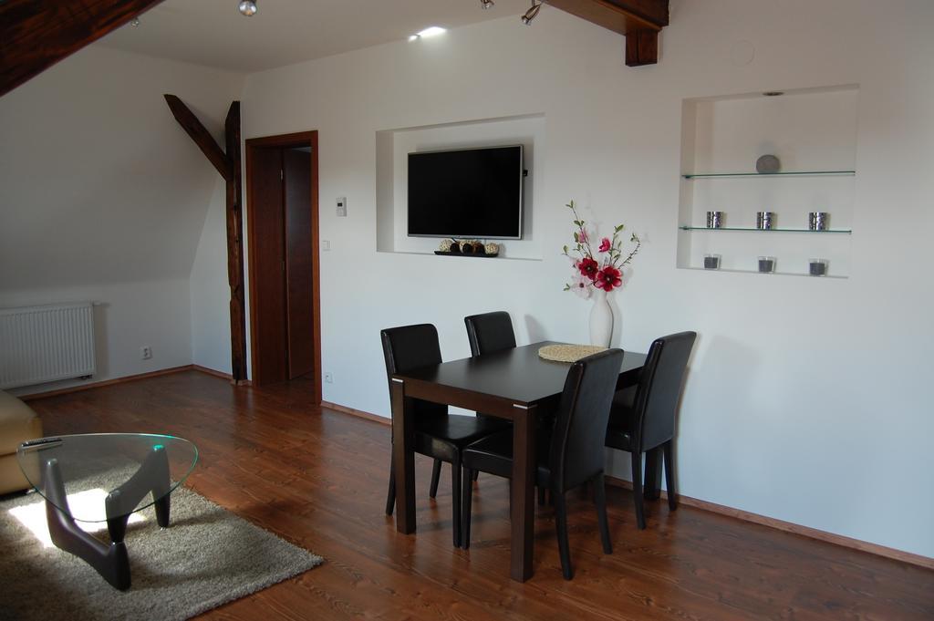 Apartment Alfa *
